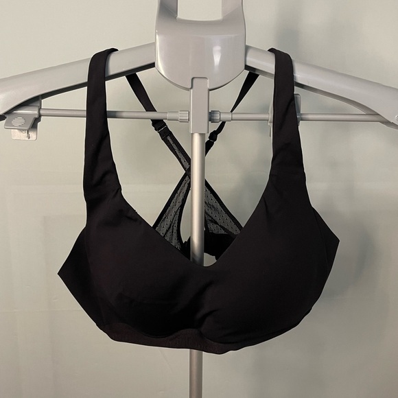 Lululemon 34C Black Lightweight Racerback Adjustable Straps Bra - Picture 1 of 7